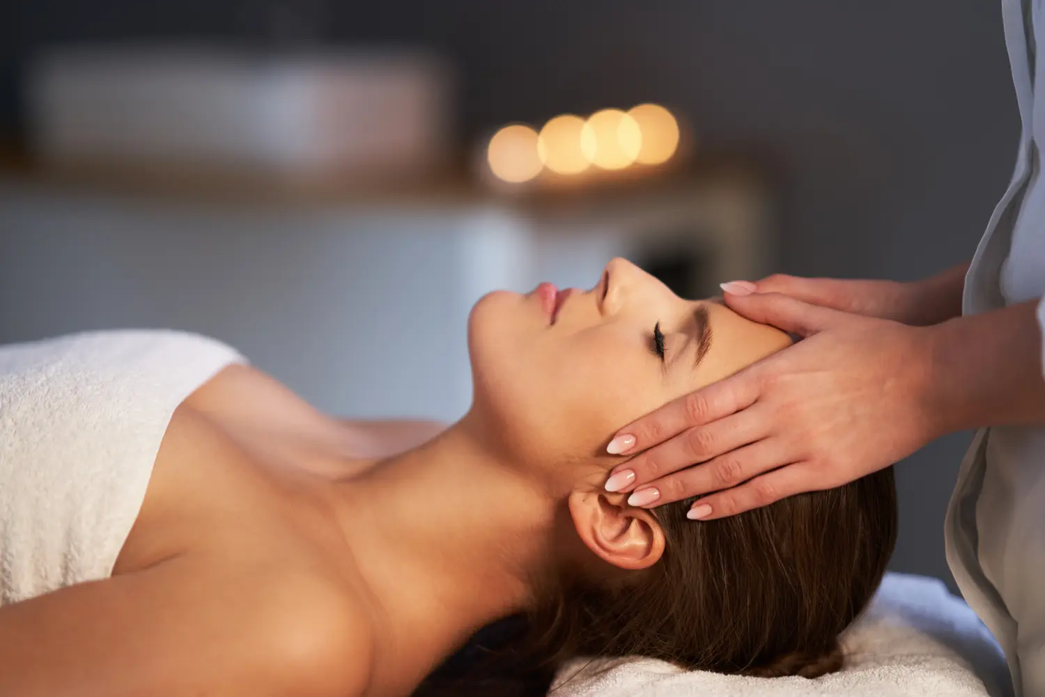 Kopf- und Schulternmassage 